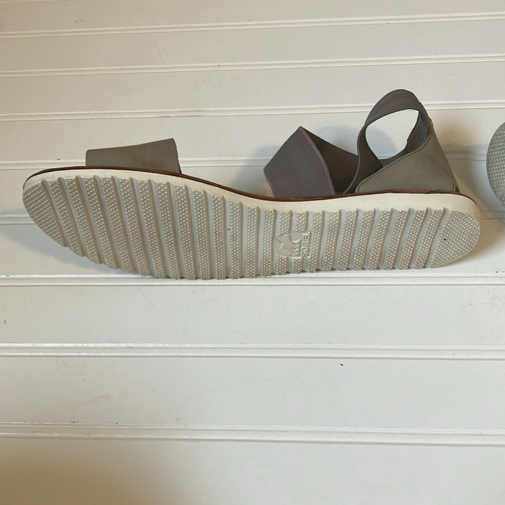 Sorel Women's Ella Sandal in Kettle: size 8 - Picture 4 of 6